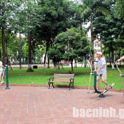 Tăng Cường Sức Khỏe và Tạo Điểm Nhấn Cho Công Viên với Thiết Bị Thể Dục Ngoài Trời