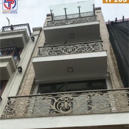 Lan Can Ban Công Sắt Mỹ Thuật